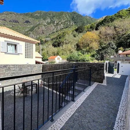 펜션 Briola By Analodges *