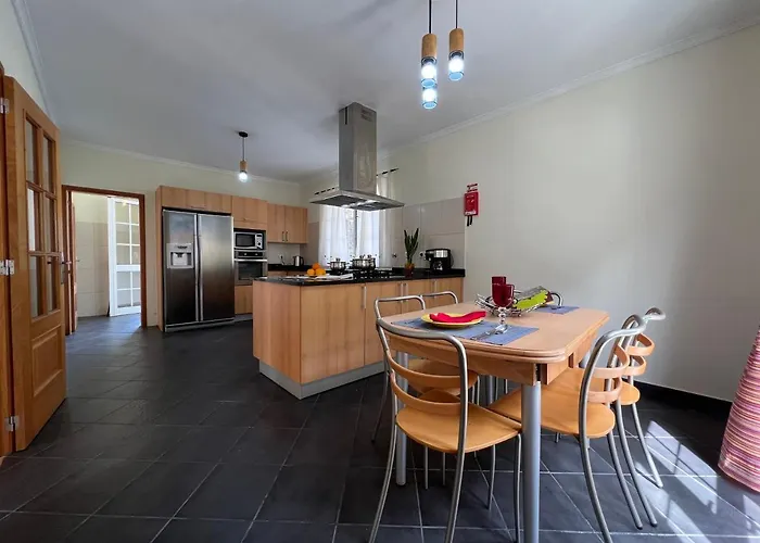 Briola By Analodges *