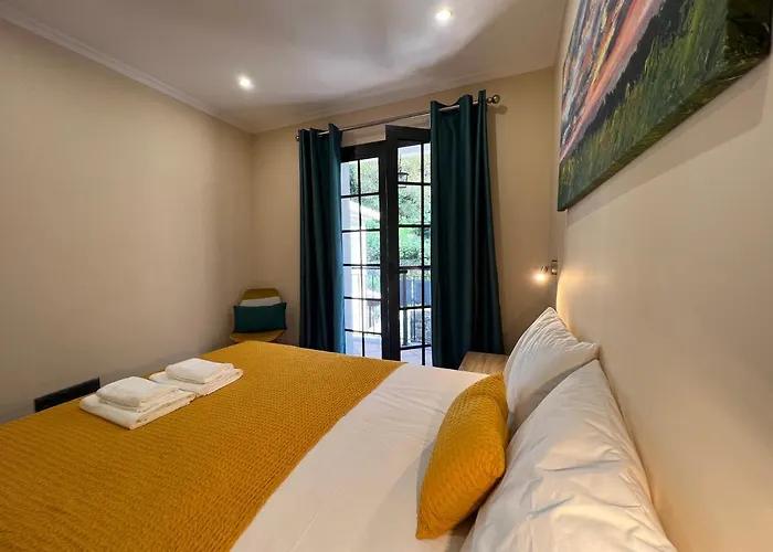 Briola By Analodges *