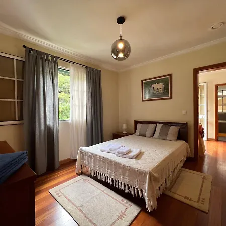 בית נופש Briola By Analodges *