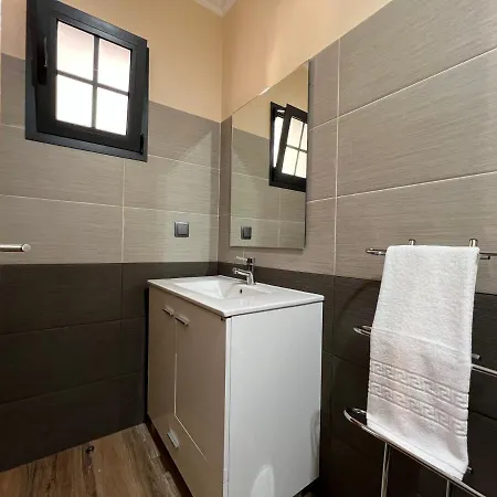 Briola By Analodges בית נופש *