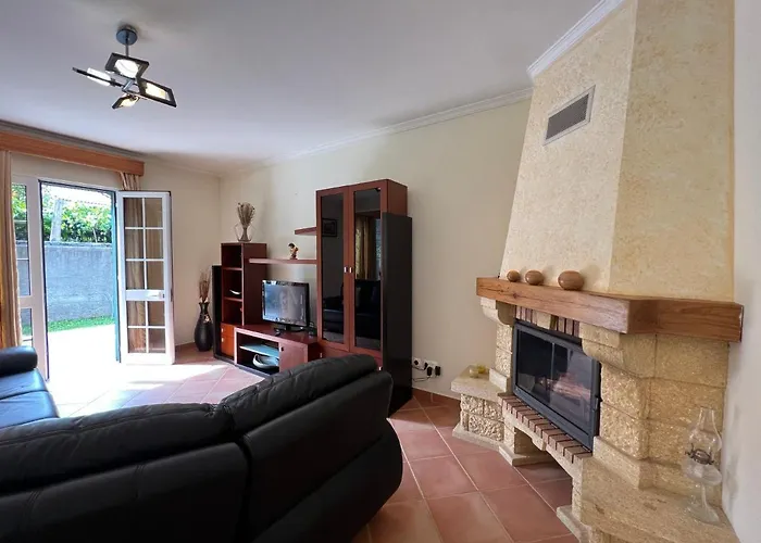 Briola By Analodges *