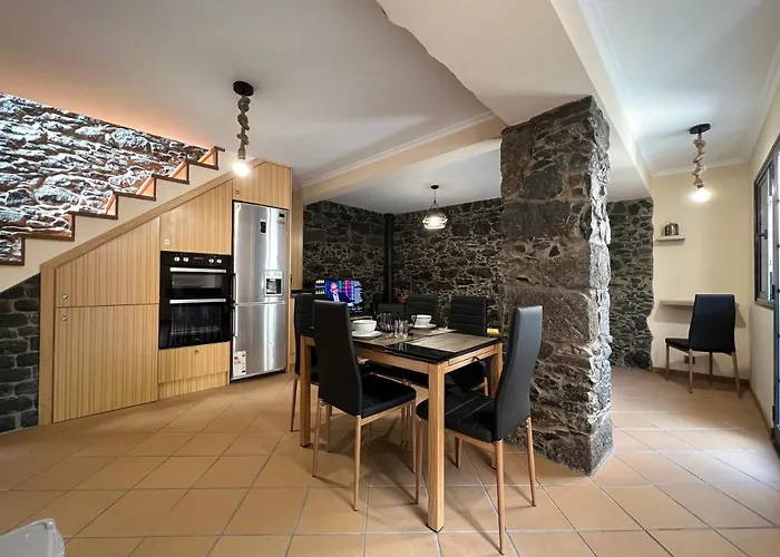 Briola By Analodges *